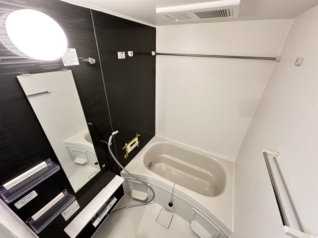 バス・シャワールーム　※同施工会社写真