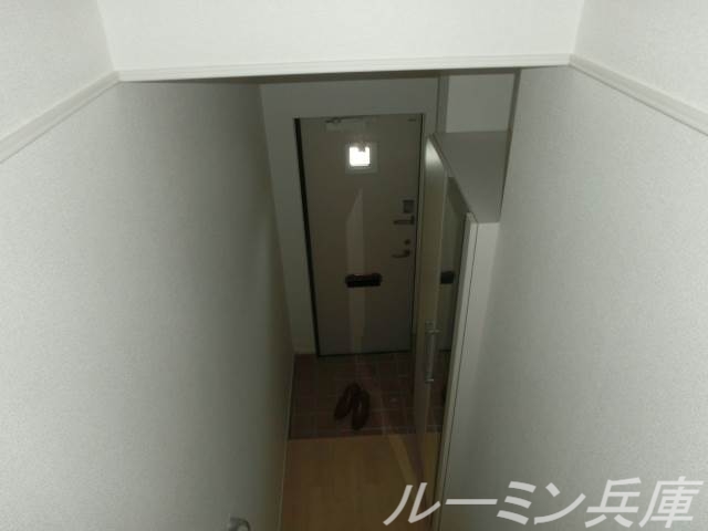 ヴィーヴル2の玄関写真