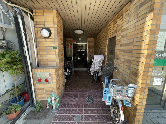 エントランス