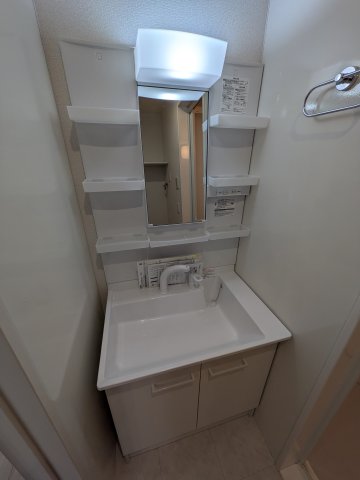 洗面設備　別号室の同仕様の参考写真です。