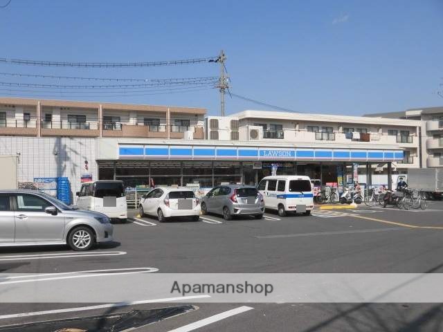 コンビニ　ローソン　高槻緑町店（コンビニ）まで300m
