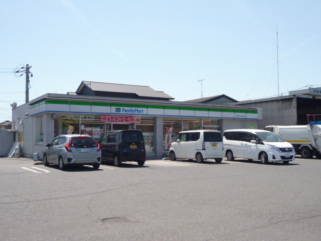 コンビニ　ファミリーマート倉敷連島店（コンビニ）まで643m