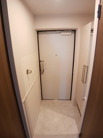 玄関　シンプルで使いやすい玄関です