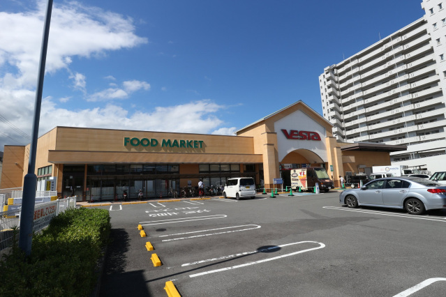 スーパー　フジ桜井店（スーパー）まで620m