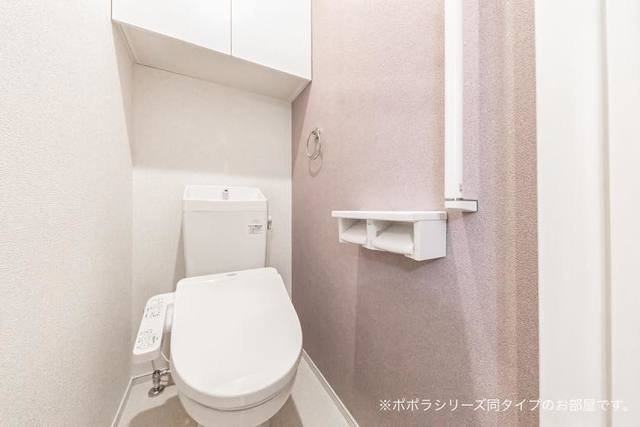トイレ　落ち着いたトイレです