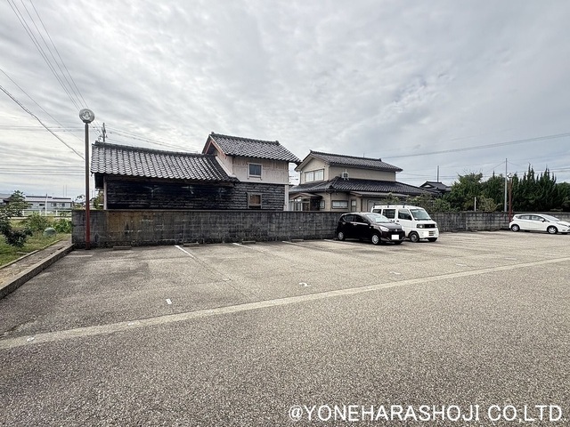駐車場　融雪駐車場