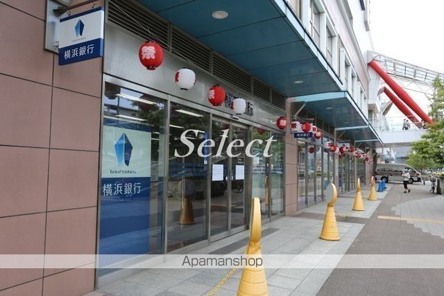 銀行　（株）横浜銀行／杉田支店（銀行）まで427m