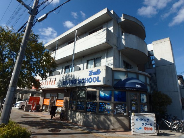 建物外観　外観は落ち着いています