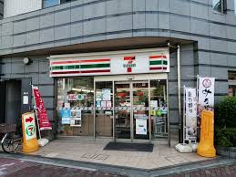 コンビニ　セブンイレブン（コンビニ）まで10m