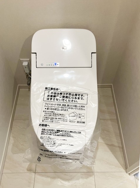 トイレ　※写真は同タイプ住戸です。