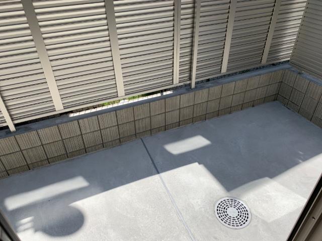 バルコニー　専用庭