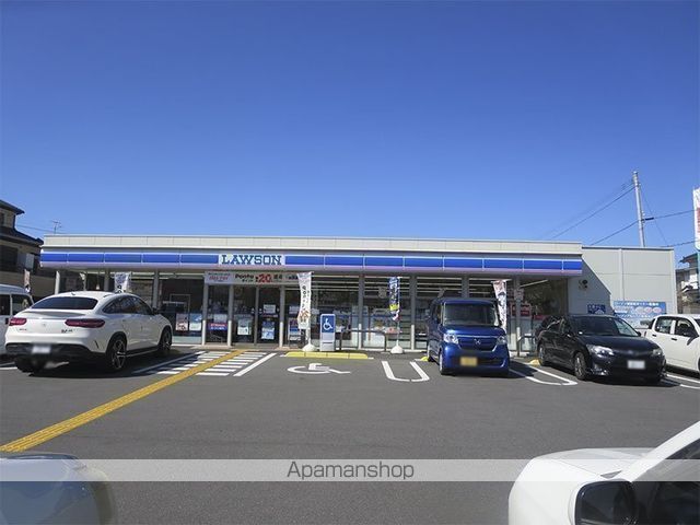 コンビニ　ローソン（コンビニ）まで590m