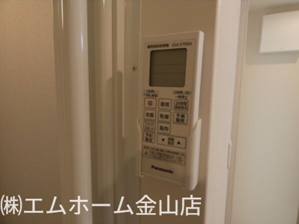 その他　浴室暖房乾燥機付