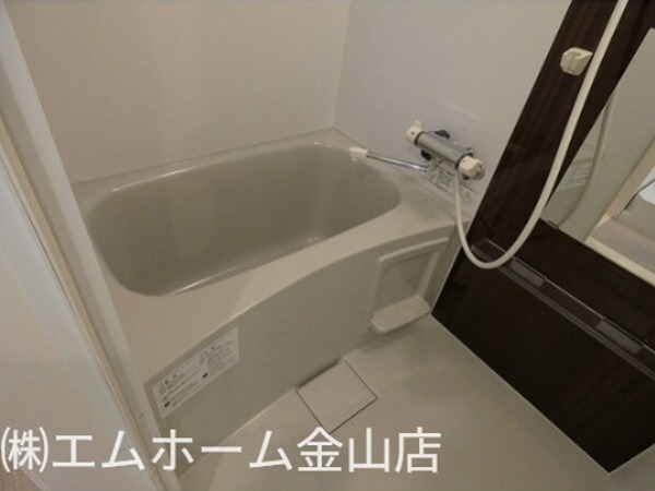 バス・シャワールーム　追い焚き　浴室暖房乾燥機付