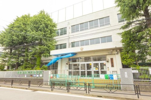 小学校　文京区立柳町小学校（小学校）まで2543m