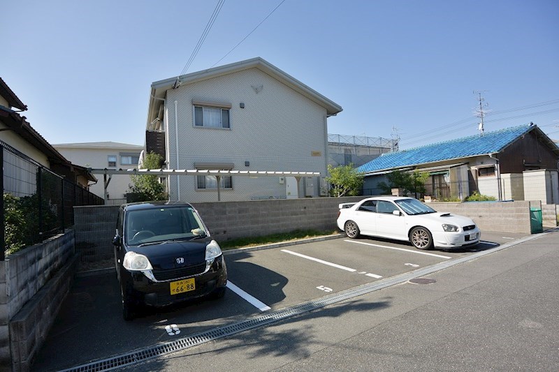 建物外観　ヴェヌスタ幾野