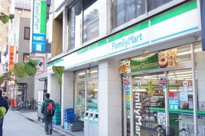 コンビニ　ファミリーマート川崎駅西店（コンビニ）まで120m