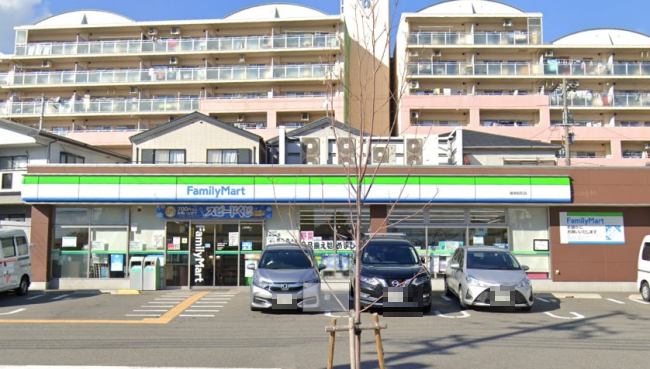 コンビニ　ファミリーマート 灘神前町店（コンビニ）まで184m