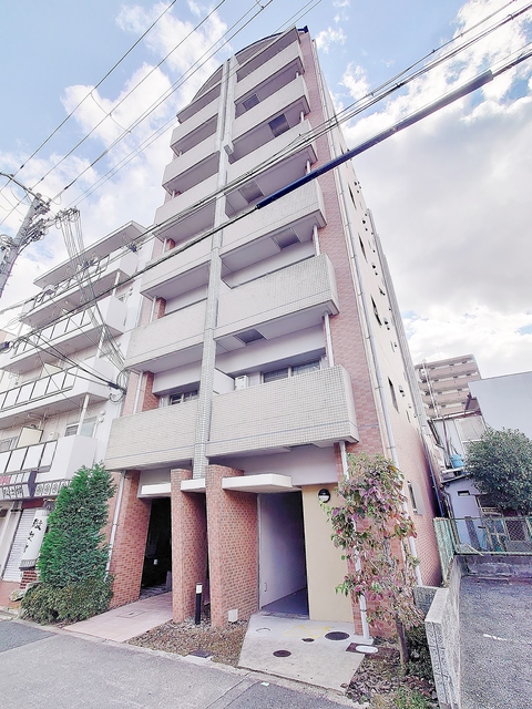 建物外観　ＲＣ造・エレベーター付き