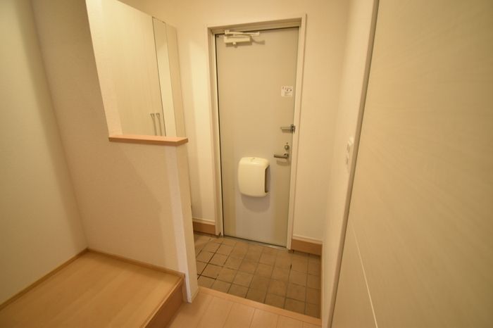 玄関　シンプルで使いやすい玄関です