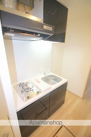 地下鉄中央線 九条駅 徒歩2分 11階建 築7年のキッチン写真