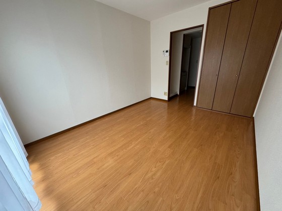 居室・リビング　※別部屋の写真です。実際のお部屋とは異なる場合が御座います。