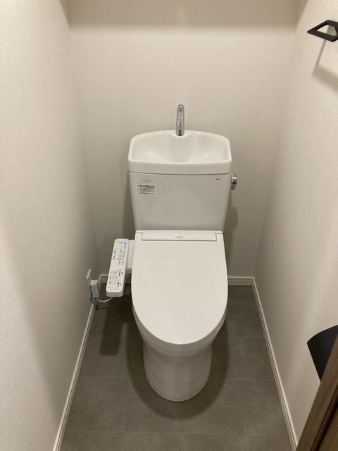 トイレ　ファインクレスト巣鴨　豊島区巣鴨１