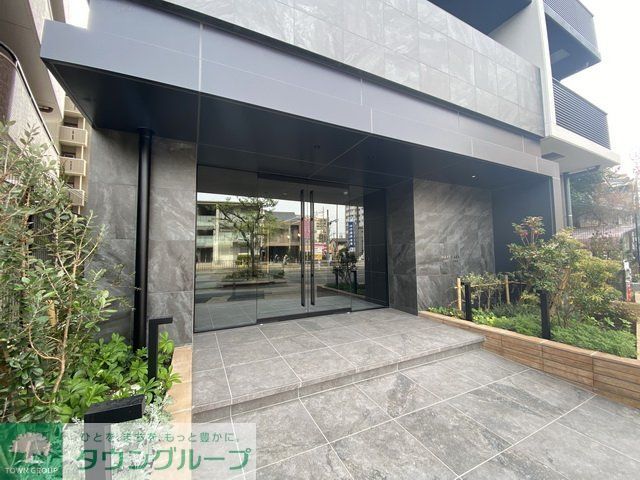 エントランス　エントランス
