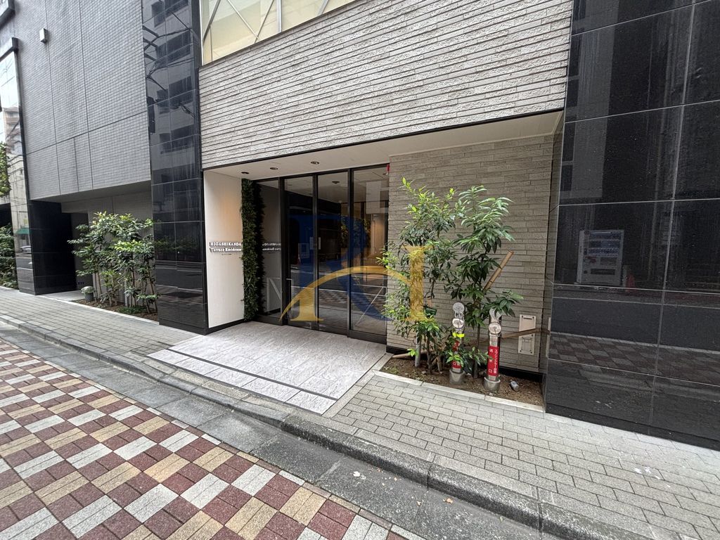 東京メトロ日比谷線 秋葉原駅 徒歩7分 13階建 築9年の外観写真