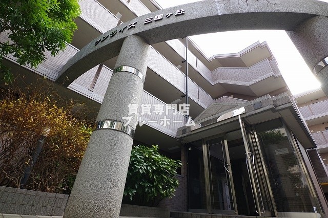 建物外観　重厚な外観です！