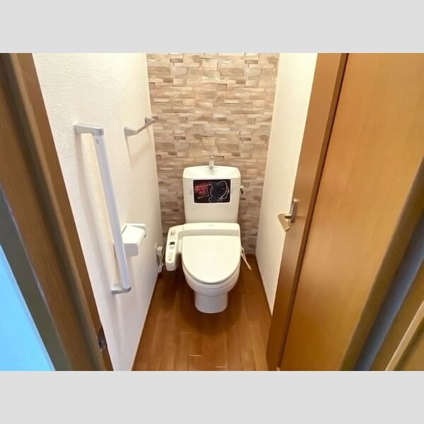 リアルコンフォートのトイレ写真