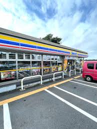 コンビニ　ミニストップ 柏明原2丁目店（コンビニ）まで690m