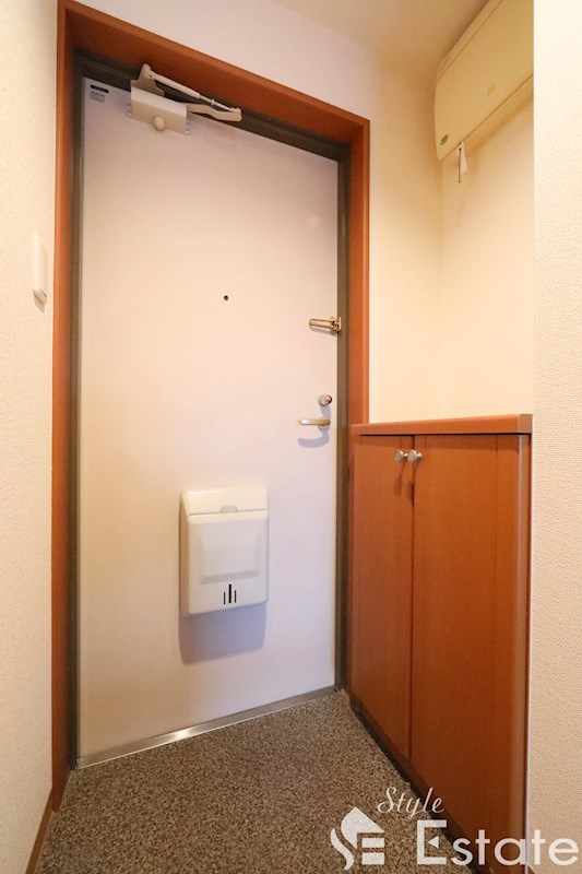 玄関　玄関