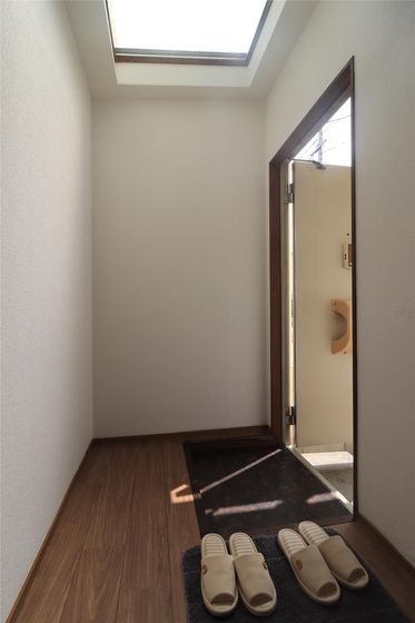 玄関　※他号室の写真です