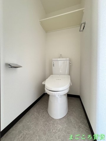 ジュネーゼグラン難波ミラージュのトイレ写真
