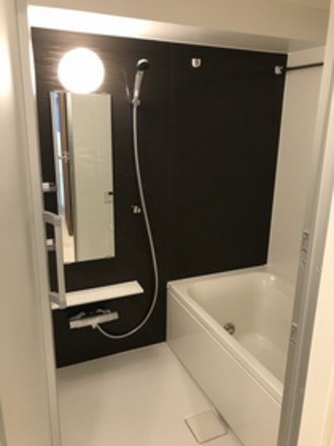 バス・シャワールーム　同建物別部屋写真です