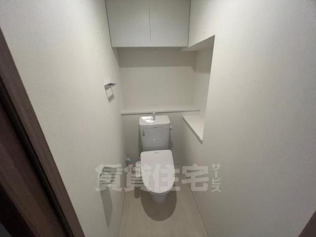 ＪＲ大阪環状線 芦原橋駅 徒歩3分 14階建 築3年のトイレ写真