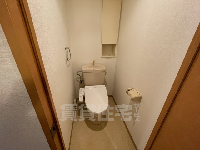 阪急宝塚線 庄内駅 徒歩10分 4階建 築24年のトイレ写真