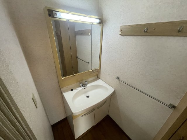 洗面設備　独立洗面化粧台付き☆