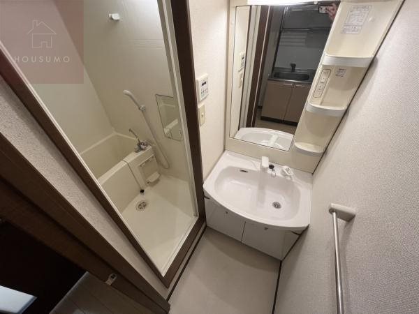 洗面設備　忙しい朝には欠かせない洗面所です