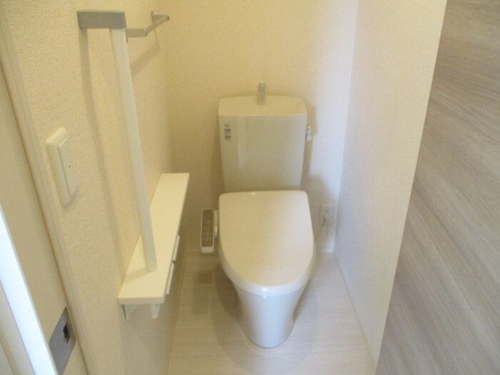 ハピネス上地のトイレ写真