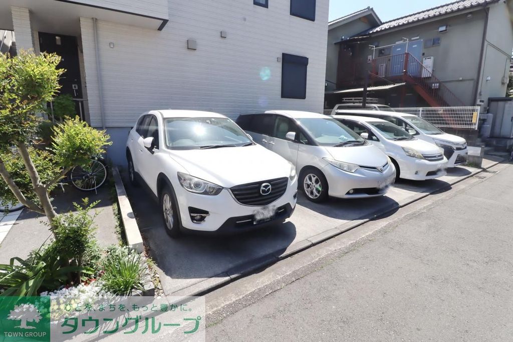 駐車場　駐車場