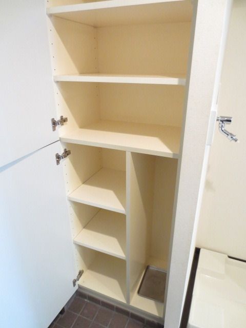 その他設備　下駄箱