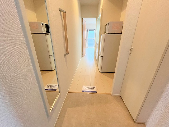 クレイノプルメリアの玄関写真