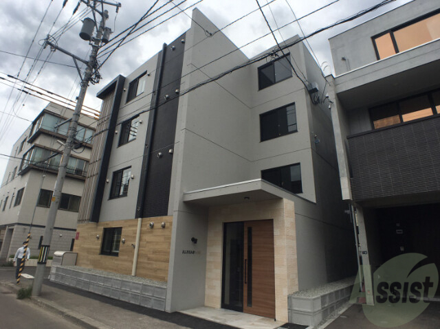 建物外観　札幌市豊平区美園４条「ＡＬＰＨＡ豊平公園」