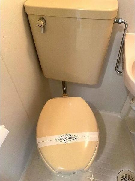 トイレ　コンパクトで使いやすいトイレです