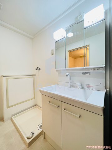 洗面設備　同マンション参考写真