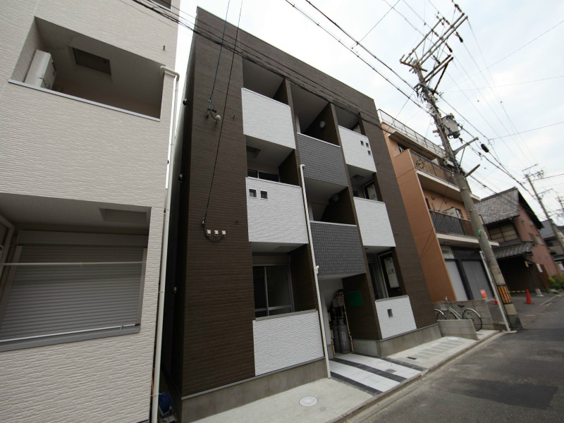 建物外観　外観　デザイナーズ　1フロア2部屋（全部屋角部屋）