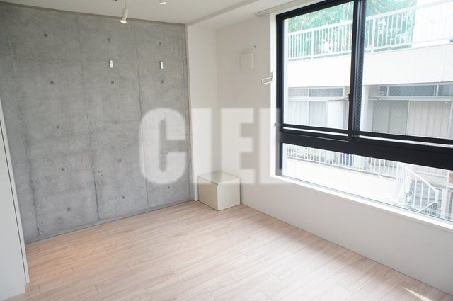 居室・リビング　きれいなお部屋です