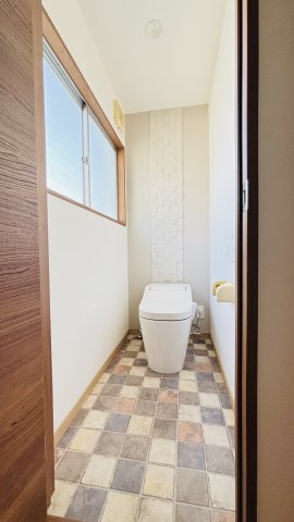 西鉄天神大牟田線 西鉄二日市駅 徒歩7分 2階建 築49年のトイレ写真